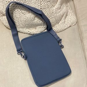 BRAND NEW never used dagne Dover laptop case sleeve with strap dusty blue